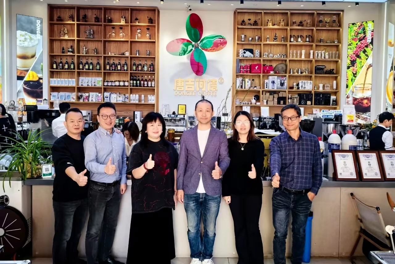 正在上传... 483780b6caf42a027bd7b94eef39e941_compress.jpg